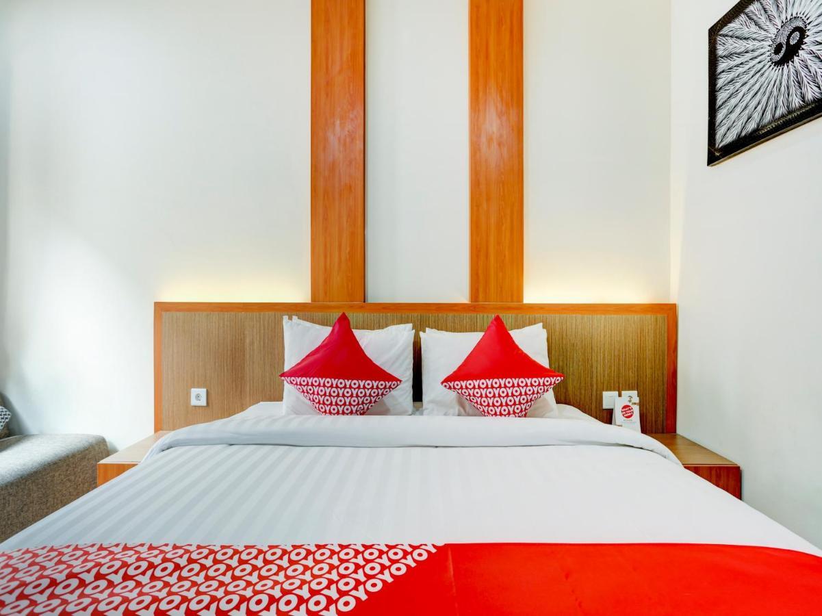 Super Oyo Capital O 90291 Vin Stay Petanu Pesanggaran المظهر الخارجي الصورة