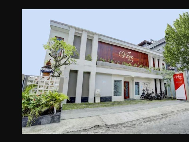 Super Oyo Capital O 90291 Vin Stay Petanu Pesanggaran المظهر الخارجي الصورة